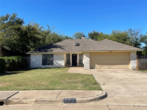971 N Brookside Drive, Cedar Hill