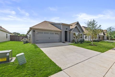 4237 Cornerstone Circle, Granbury