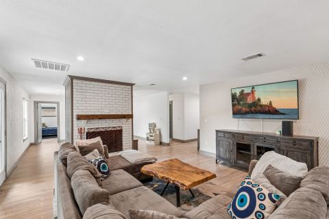 5216 Ashbrook Road, Dallas, TX 75227 — photo 2