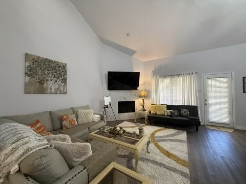 2835 Keller Springs Road 103, Carrollton, TX 75006 — photo 2