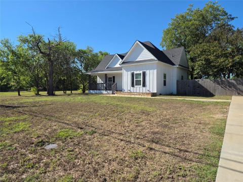 901 S Hall Street, Ennis, TX 75119 — photo 2