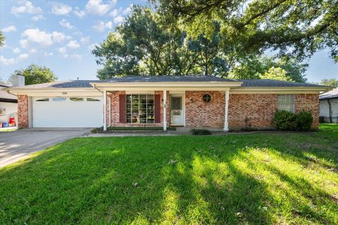 3724 Billie Faye Drive, North Richland Hills
