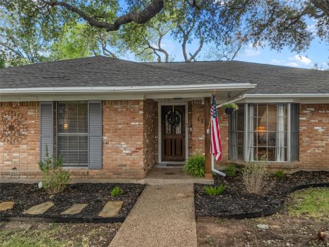 1712 Laurel Lake Drive, Waco