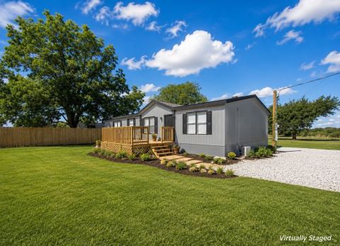 18327 Gholson Road, Waco, TX 76705 — photo 2