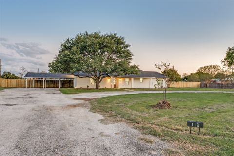 119 Wildwood Court, Mansfield, TX 76063 — photo 2