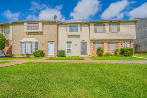 36 W Creek Lane, Grand Prairie, TX 75052 — photo 2
