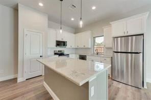 721 N Jefferson Street, Pilot Point, TX 76258 — photo 3