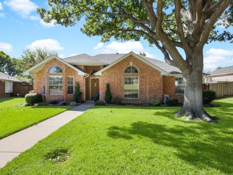2307 Bristol Drive, Carrollton, TX 75006 — photo 3