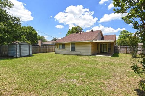 624 Aspen Drive, Denton, TX 76209 — photo 2