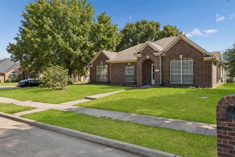 728 Lauren Way, Allen, TX 75002 — photo 2