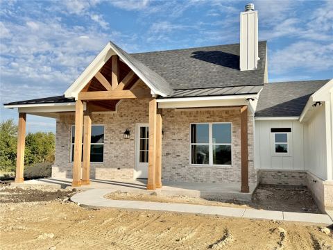 1001 Sarbrina Court, Weatherford, TX 76085 — photo 2