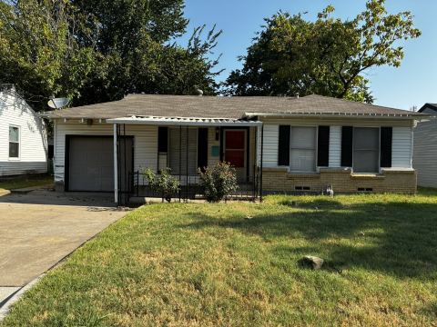 319 E Holley Street, Mesquite