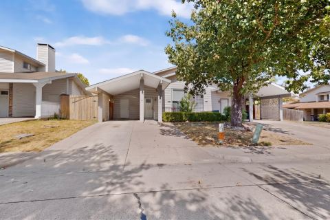 745 Valiant Circle, Garland