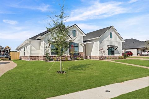 10205 Charmwood Drive, Waco, TX 76712 — photo 3