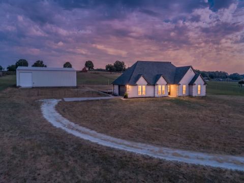 7840 Reed Road, Azle, TX 76020 — photo 2