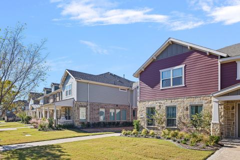 4335 Fall Blossom Drive, Arlington, TX 76005 — photo 2
