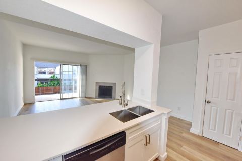 3701 Cedarplaza Lane 208, Dallas, TX 75209 — photo 2