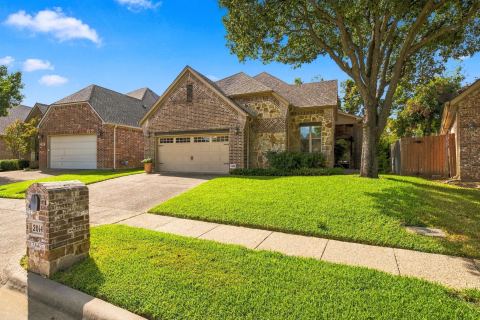 2014 Kodiak Court, Arlington