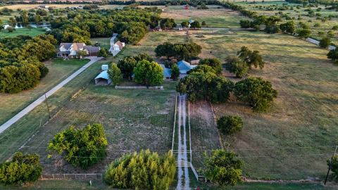 9861 Jim Christal Road, Denton, TX 76249 — photo 2
