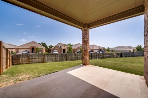 3332 Brady Starr Drive, Aubrey, TX 76227 — photo 2