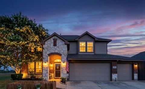 15647 Gatehouse Drive, Fort Worth, TX 76262 — photo 2