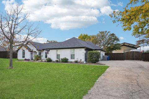 10072 Manor Way, Forney, TX 75126 — photo 2