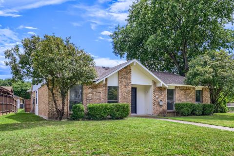 1200 Creekwood Court, Allen, TX 75002 — photo 2