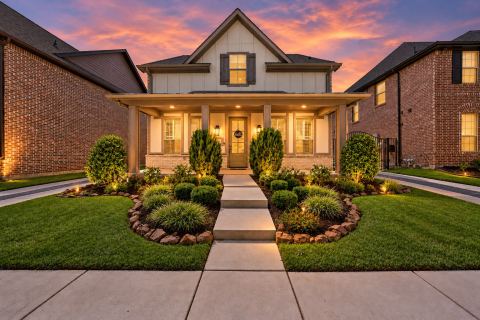 1909 Temple Hill, Van Alstyne