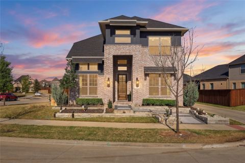 3201 Casa Blanca Street, Celina