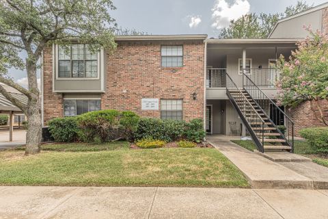 2728 Copper Creek Drive 107, Arlington, TX 76006 — photo 3