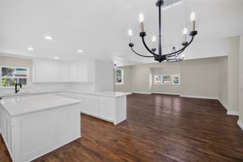 314 N Anglin Street, Cleburne