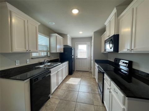 3003 Weave Court, Granbury, TX 76049 — photo 3
