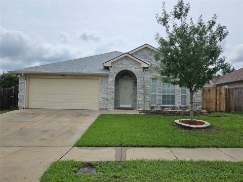 5901 Rising Meadow Drive, Arlington