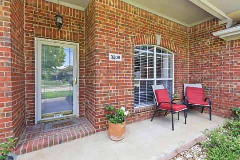 3209 Kingsbury Drive, McKinney, TX 75069 — photo 2