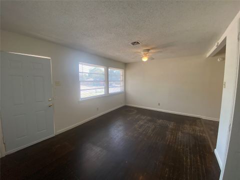 1701 Longview Street, Mesquite, TX 75149 — photo 3