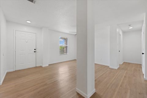 702 Lowe Drive, Cedar Hill, TX 75104 — photo 2