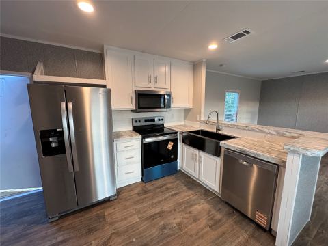2225 WOODVIEW Trail, Granbury, TX 76048 — photo 2