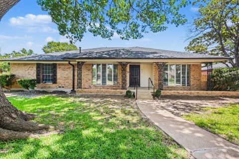 914 Bromwich Street, Garland