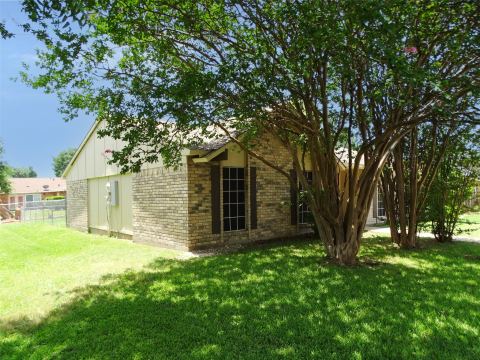 7220 Emory Oak Lane, Dallas, TX 75249 — photo 2