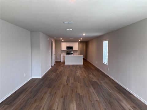 5549 Rollins Drive, Krum, TX 76249 — photo 3