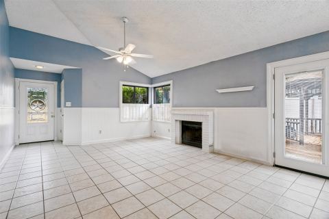 657 Prairie Dell Street, Lewisville, TX 75067 — photo 3