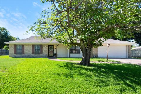 313 Wesley, Corsicana, TX 75110 — photo 2