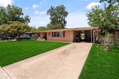 915 Liberty Drive, Irving, TX 75061 — photo 2