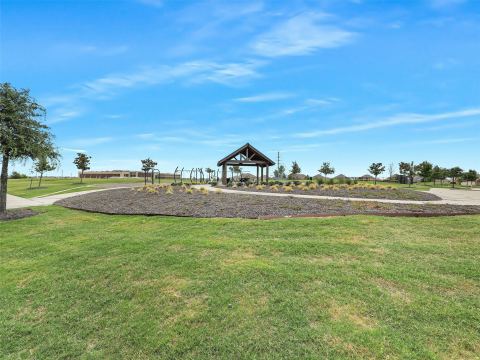 910 Torrey Avenue, Princeton, TX 75407 — photo 2