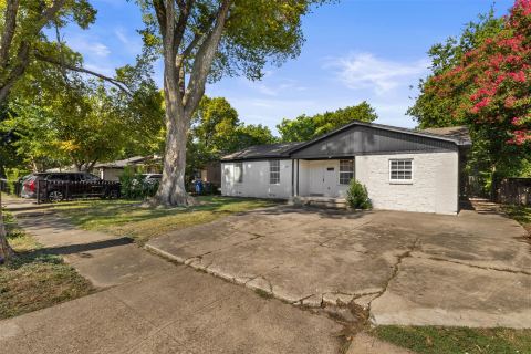 8719 Freeport Drive, Dallas, TX 75228 — photo 2