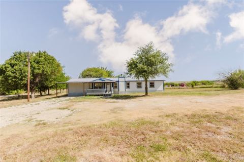 9800 2nd Street, Joshua, TX 76058 — photo 2