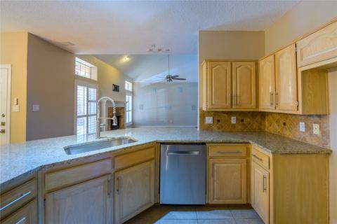 1812 Canoe Way, Carrollton, TX 75010 — photo 2
