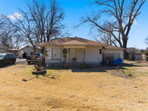 2801 Old Marlin Road, Waco, TX 76705 — photo 2