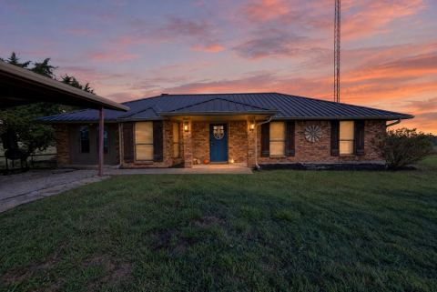 5274 Private Road 1170, Farmersville