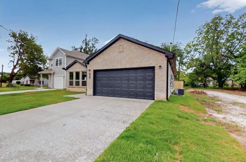 415 Martin Luther King Jr Street, Sulphur Springs, TX 75482 — photo 2